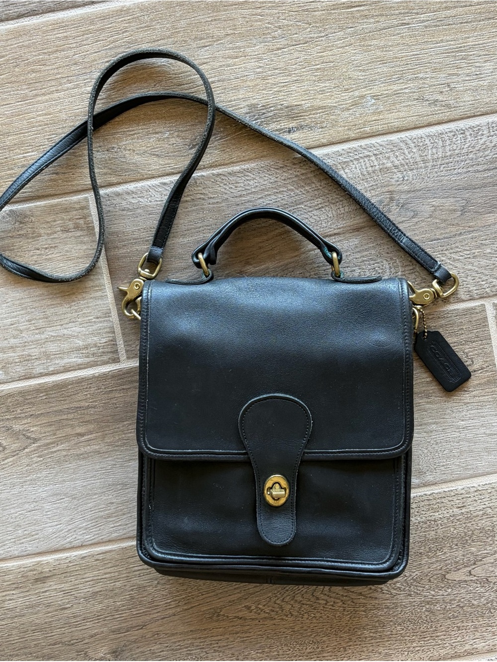 Coach Vintage Station Bag Black Leather Crossbody with Brass Tone Accents